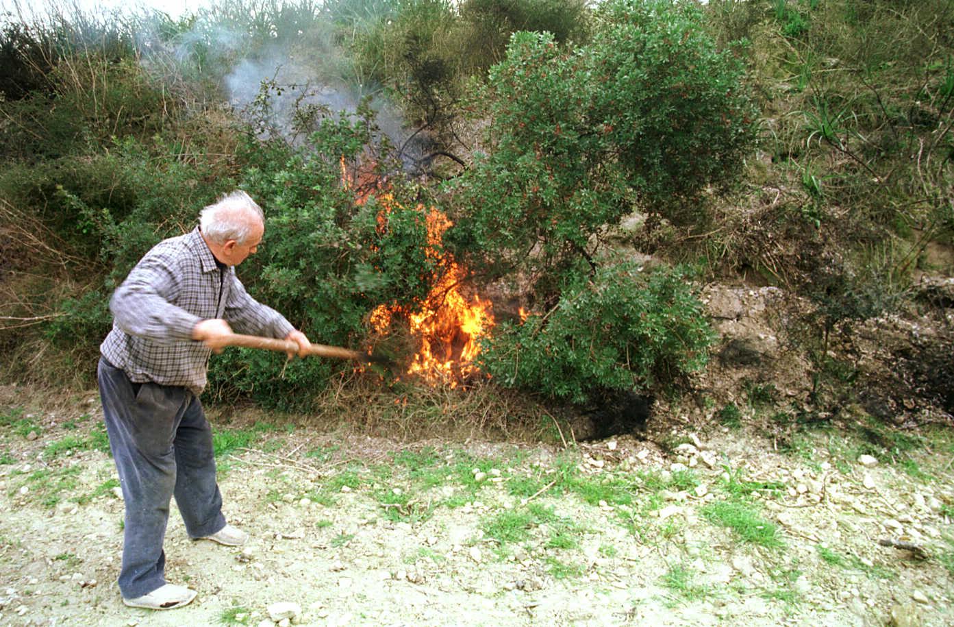 Wann darf man im Garten Feuer machen?